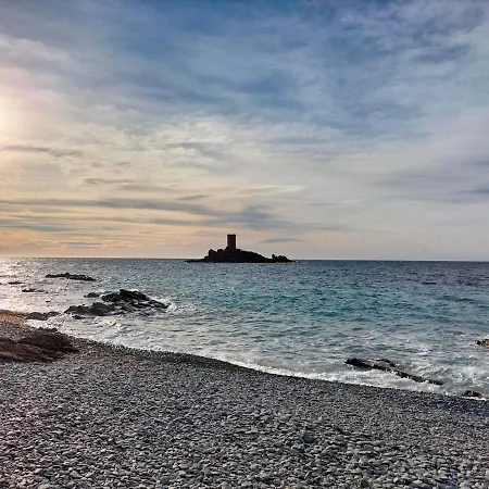 Superbe Avec Vue Et Piscine Saint-Raphael (Var)