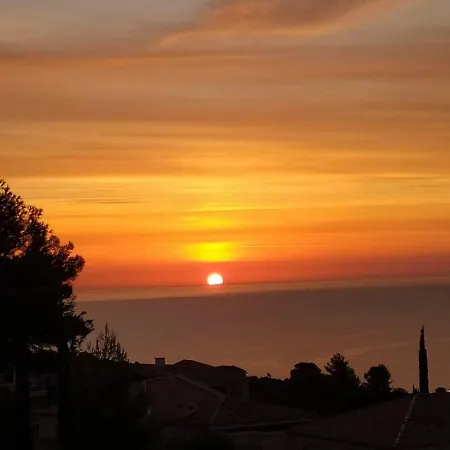 Lejlighed Superbe Avec Vue Et Piscine Saint-Raphaël