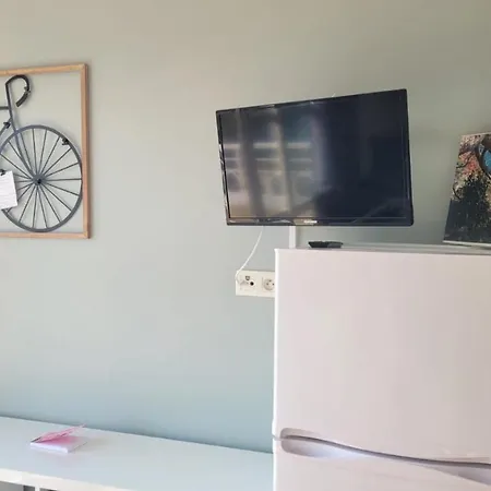 Apartment Superbe Avec Vue Et Piscine Saint-Raphael (Var)